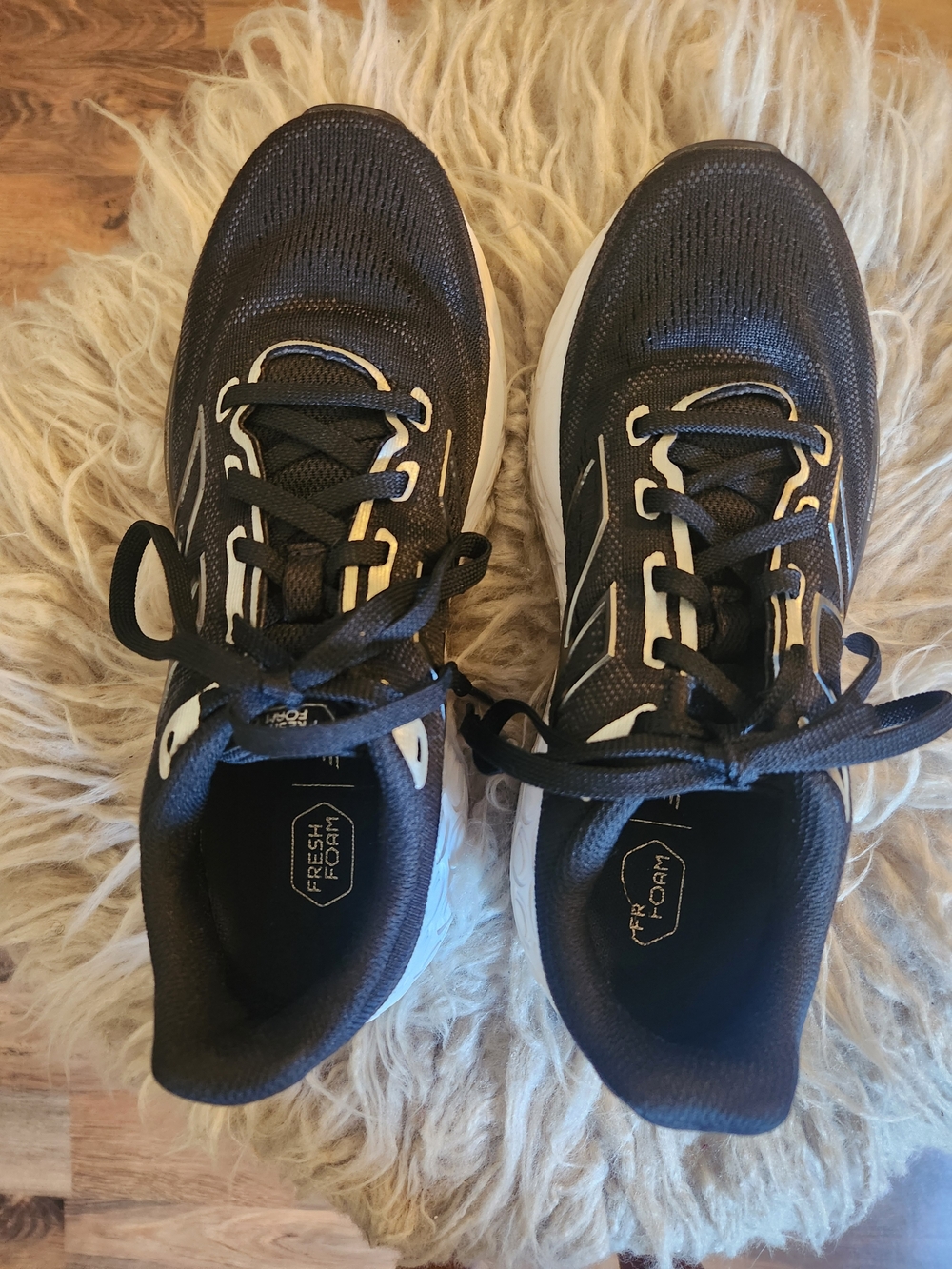New Balance Black and White Women's Free Foam Running Shoes